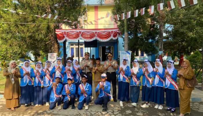 Program POLIDIK Kapolri, Kapolres Bima Kota Edukasi Pelajar SMPN 1 tentang Bahaya Narkoba dan Tertib Berlalu Lintas