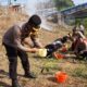 Sukseskan Program Kapolri, Wakapolres Sumbawa Barat Pimpin Aksi Green Policing di Sungai Menala